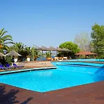 Kamari Hotell