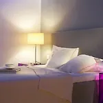 Kamari Hotell