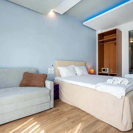 Hotell Kamari Potos