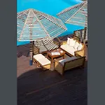 Otel Kamari Potos