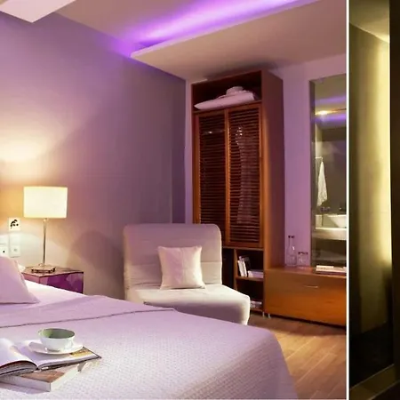 Kamari Hotel