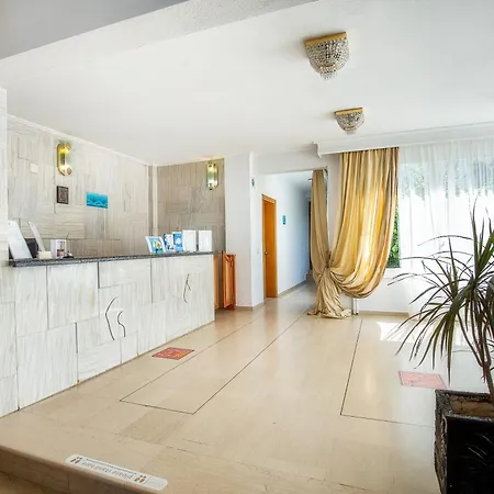 מלון Kamari פוטוס